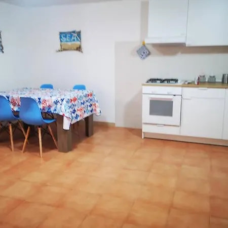 Appartement Ristrutturato, Con Patio, 6 Posti *